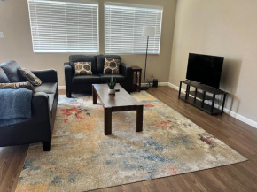 Serene 2bed 1bath condo with parking